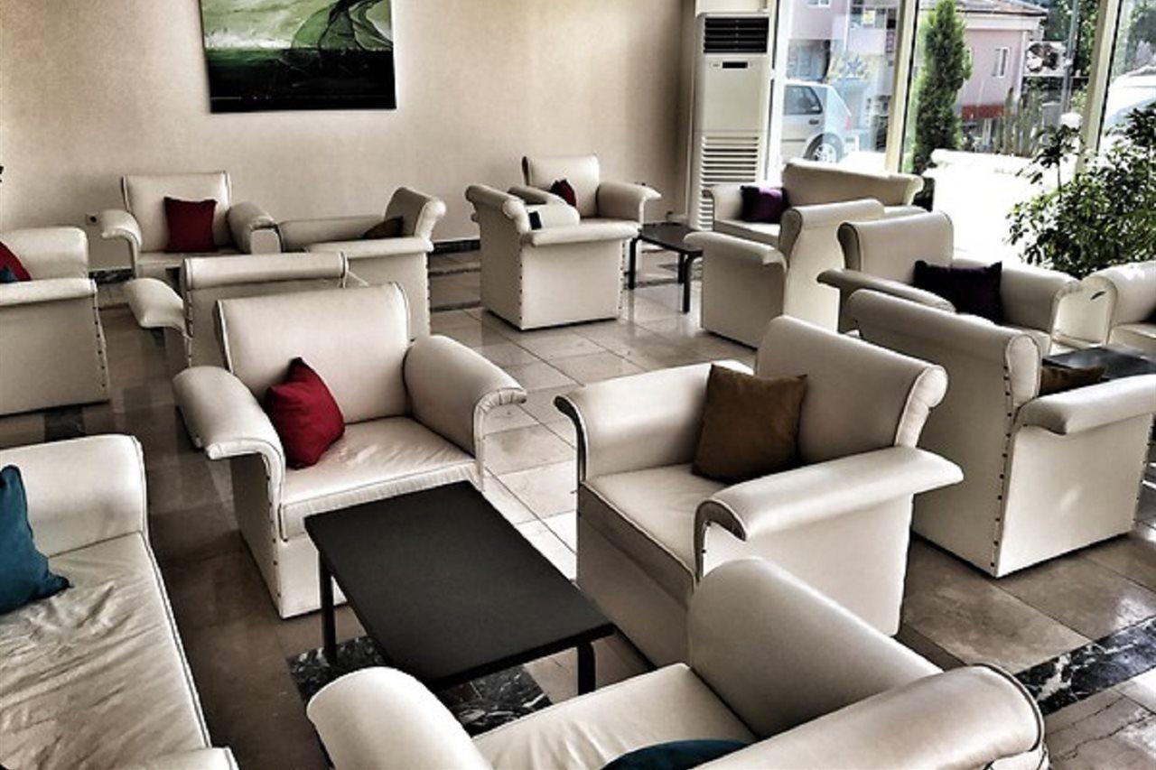 Meric Hotel Turunç Bagian luar foto